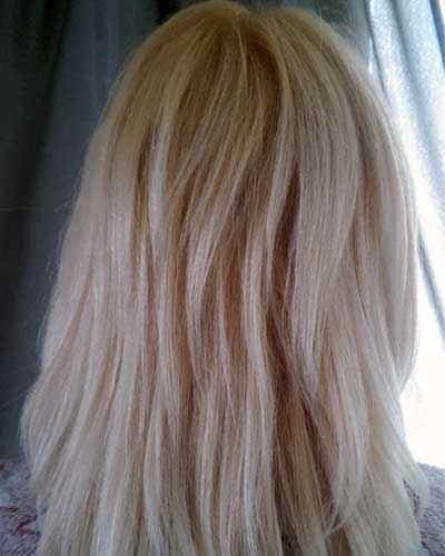 Haare blond färben